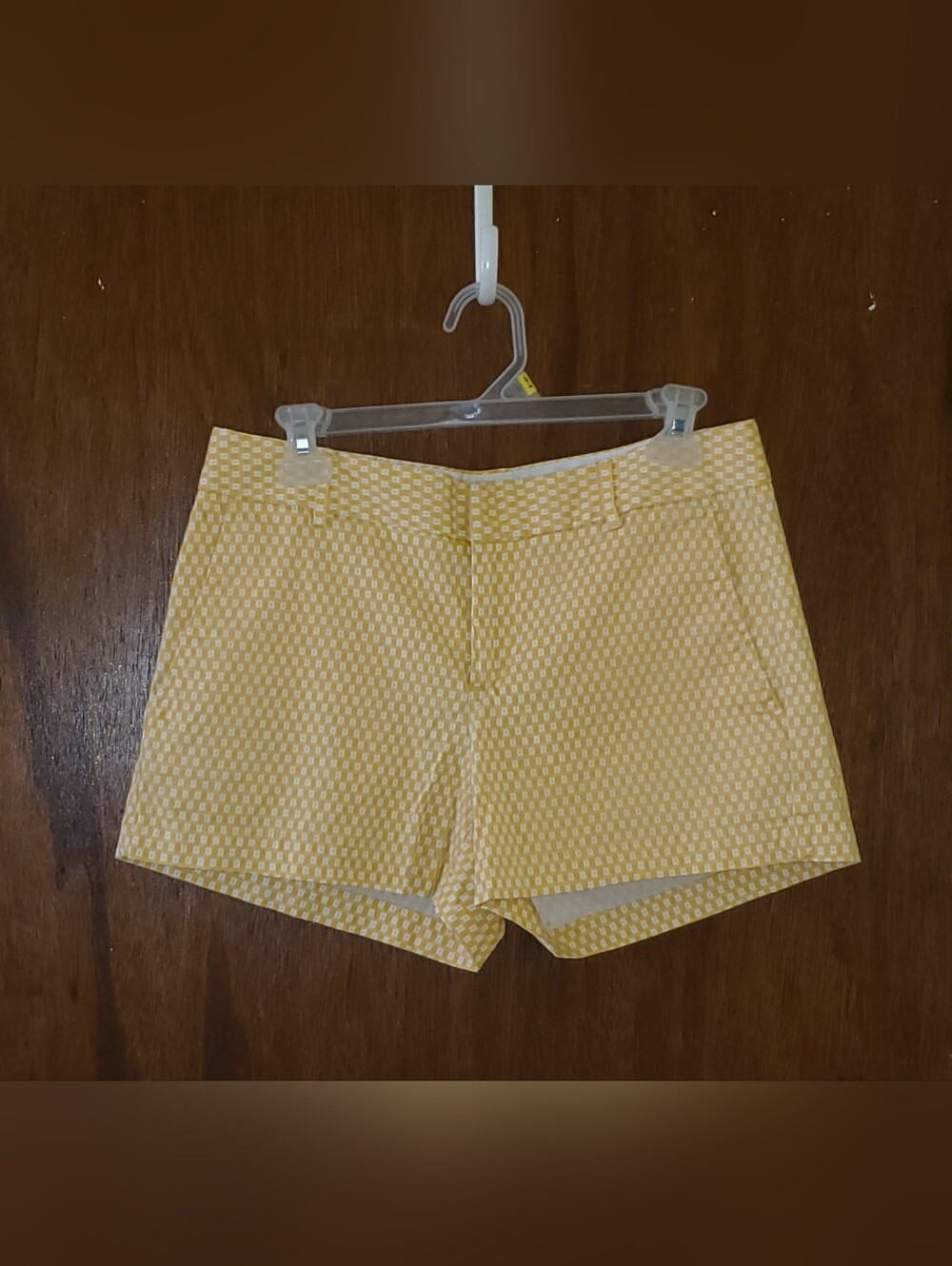 Banana Republic Martin Fit Yellow Patterned Shorts Sz 8